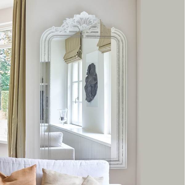 Espejo Haussmann estilo parisino – Diseño arqueado con grabado decorativo